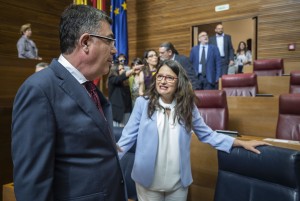 El president de les Corts, Enric Morera, i la vicepresidenta del Consell, Mónica Oltra.
