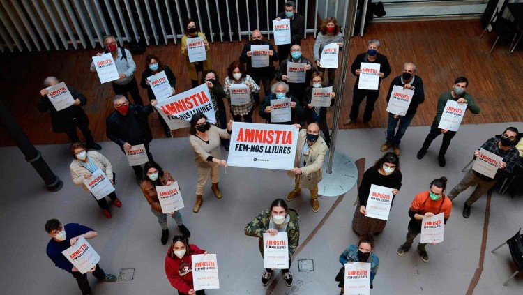 Entitats civils donen suport a la campanya a València|ACPV/Prats i Camps