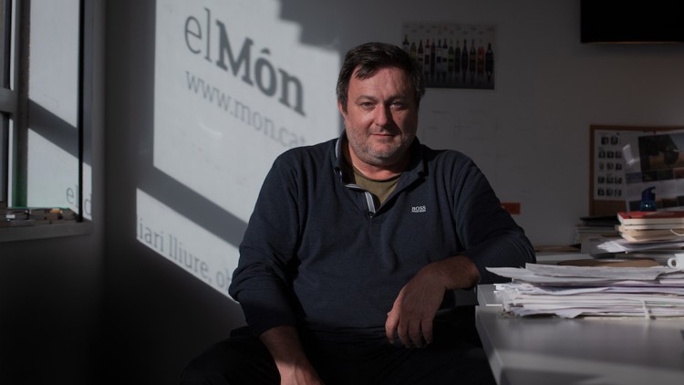 Salvador Cot a la redacció d'El Món. EUROPA PRESS