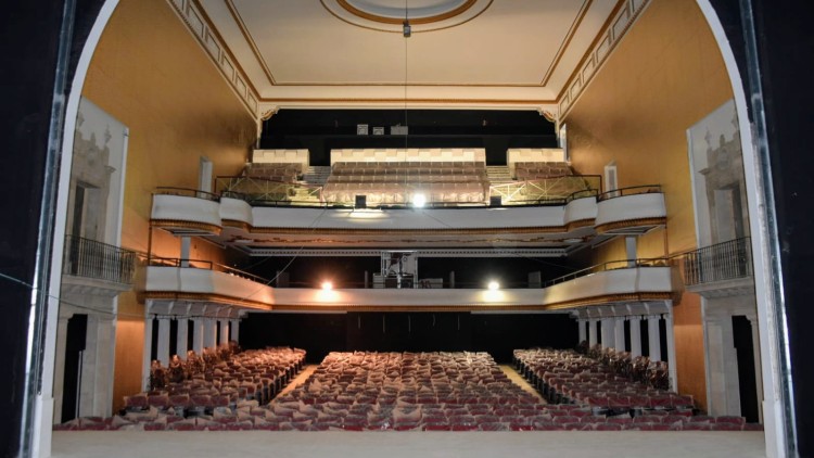 Interior del Teatre Principal d'Inca, que s'espera que reobri portes aquest estiu. Una imatge cedida per gentilesa de l'Ajuntament d'Inca