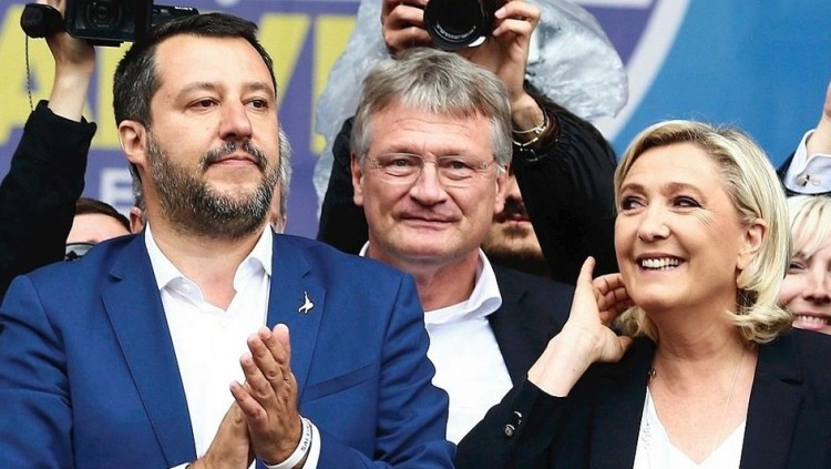 Entre polítics com Matteo Salvini i Marine Le Pen, la desconfiança és profunda. Der Spiegel
