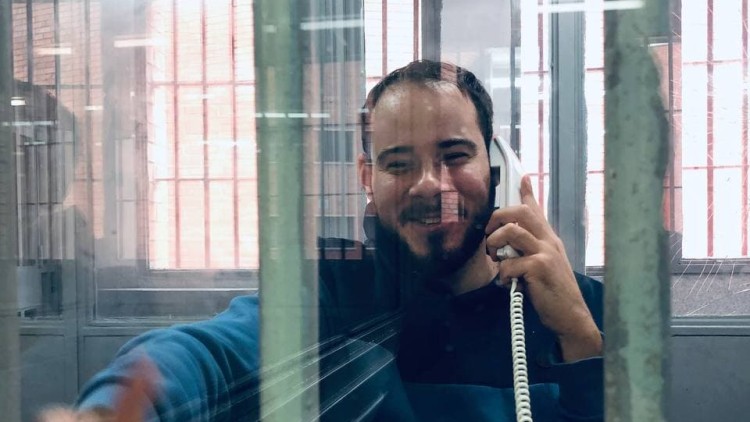 Pablo Hasél, fotografiat a dins de la presó de Ponent. No Callarem!