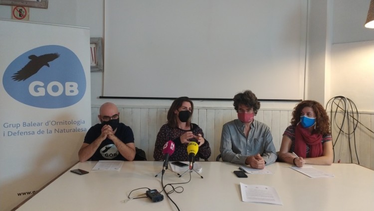 El GOB presenta la ILP en roda de premsa. Europa Press