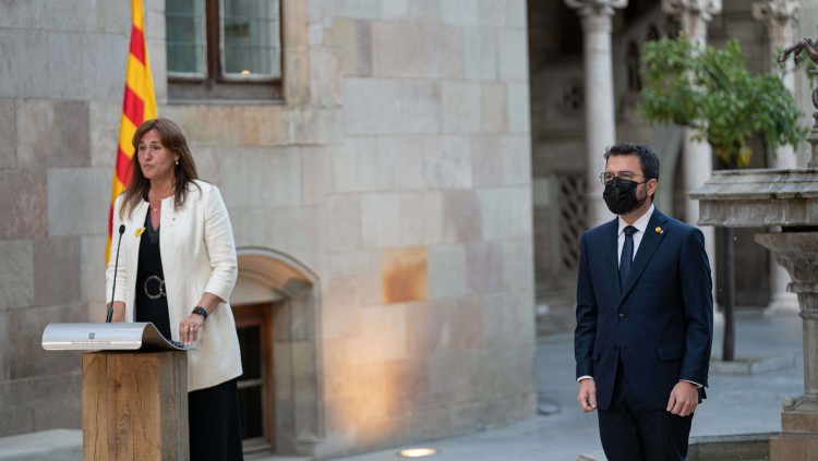 La presidenta del Parlament català, Laura Borràs, amb el president de la Generalitat, Pere Aragonès. Europa Press