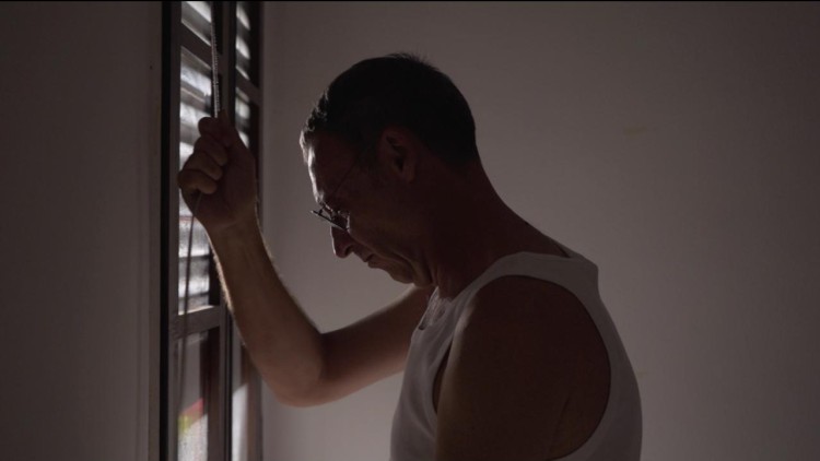 Francesc Anyó protagonitza el migmetratge ‘Un dia com un altre’, amb què Jordi Sebastià fa la seua estrena a la direcció cinematogràfica.