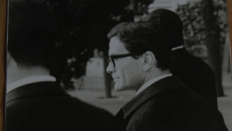 Fotograma Pasolini cementiri Montjuic. Arxiu F. Goytisolo
