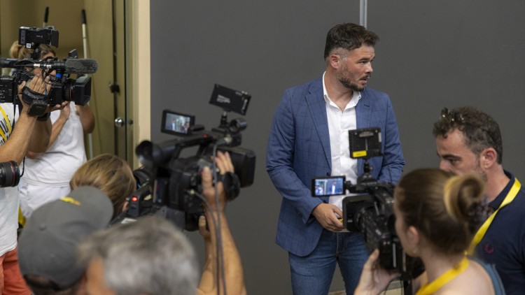 Gabriel Rufián, d'ERC, ha demanat revertir el dèficit fiscal, el traspàs de Rodalies i negociar el referèndum.. LORENA SOPENA / EUROPA PRESS