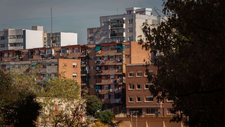 Vista dels blocs de pisos de Ciutat Meridiana, construïts a mitjan segle passat per un sector de la burgesia catalana.. Europa Press