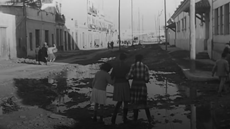 Una imatge de la famosa riuada que va tenir lloc a València entre el 19 i el 20 d'octubre de 1957, corresponent al barri del Cabanyal-Canyamelar.