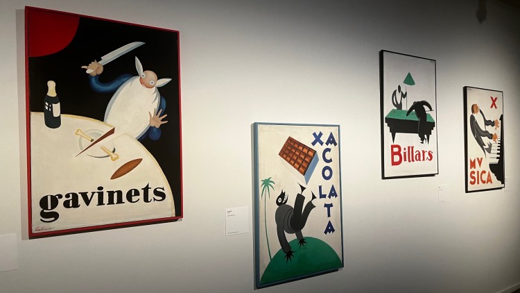 Els cartells de Ramon Calsina, per fi exposats a "Misèries humanes", als Espais Volart. ÀLEX MILIAN
