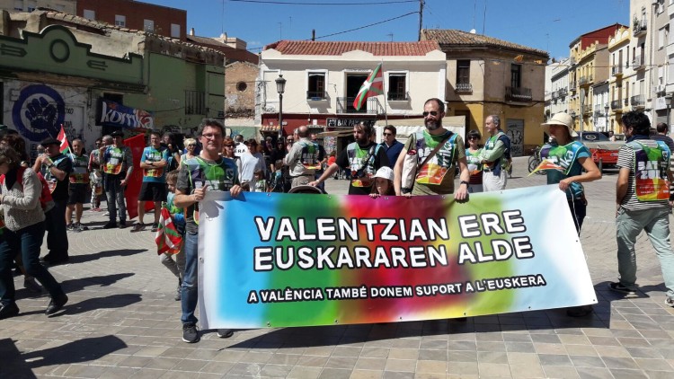 Una imatge de la 'Korrika' als carrers de València
