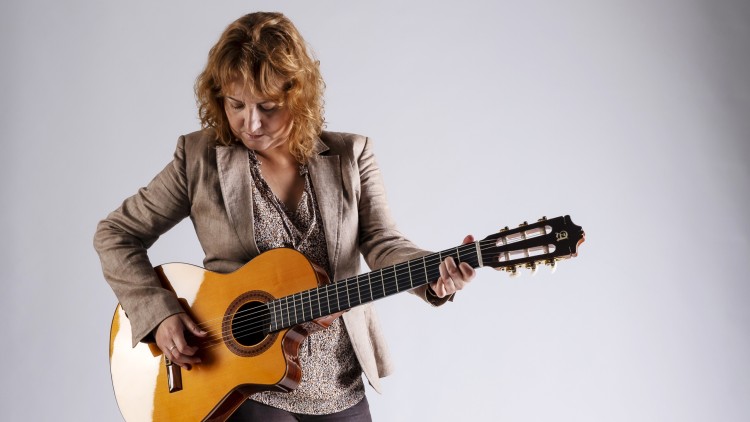 La cantautora Eva Gómez