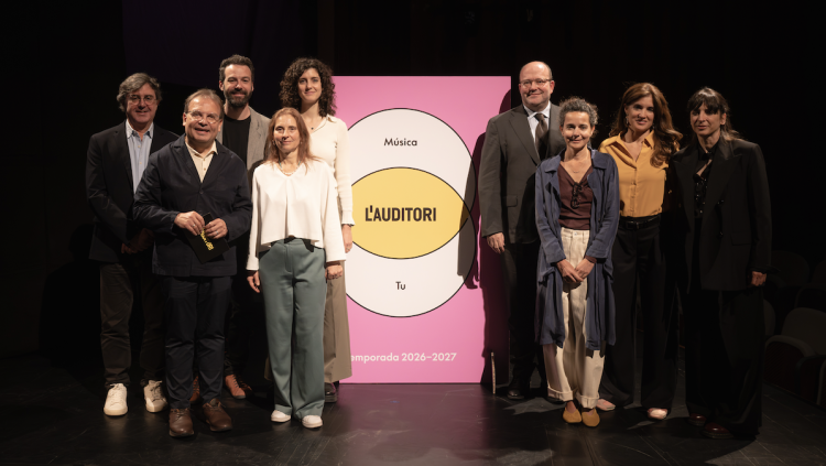 Foto de família del personal de l'Auditori de Barcelona  // AUDITORI