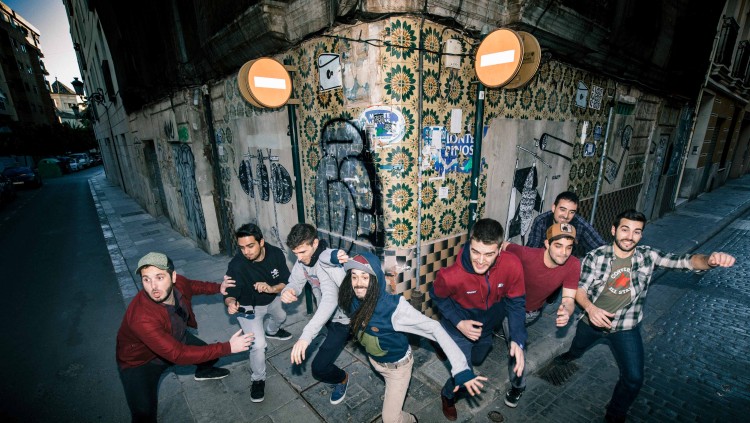 La banda forjada a Ontinyent (Vall d'Albaida) s'enlaira cap al cim de l'escena musical amb el seu nou disc| Xepo W.S.