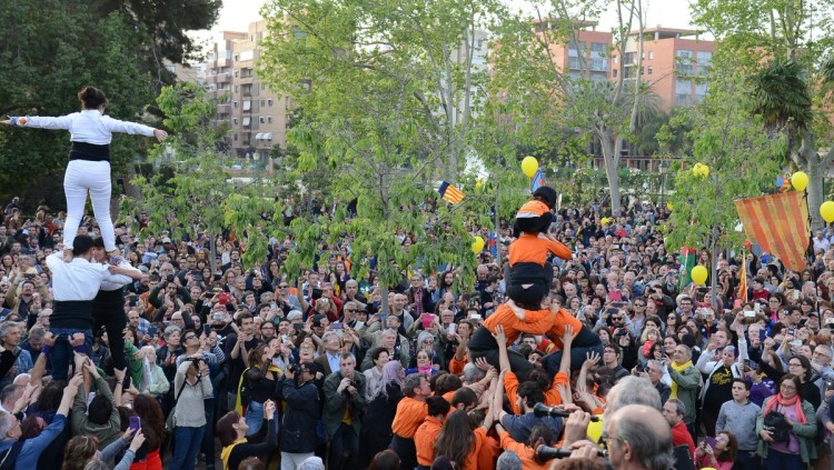 El Jardí de Vivers, València, de gom a gom en l'homenatge a Guillem Agulló| Prats i Camps
