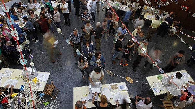 Escola Pau Romeva de Barcelona durant les votacions del 24M de 2015.. Efe