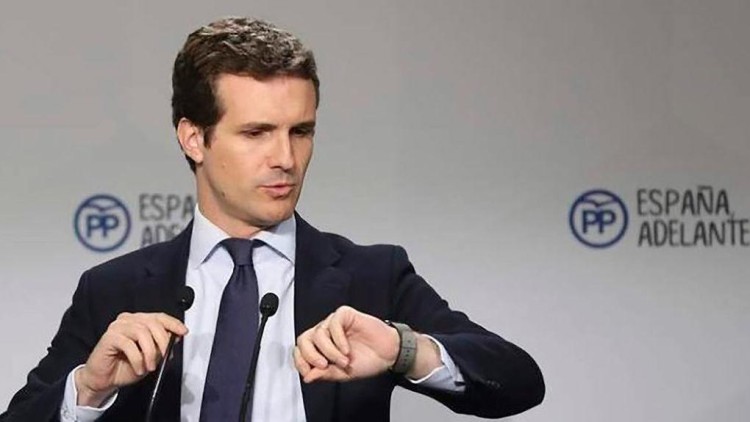 El president del PP, Pablo Casado, durant una conferència de premsa a la seu del PP, al carrer de Gènova de Madrid.. EFE