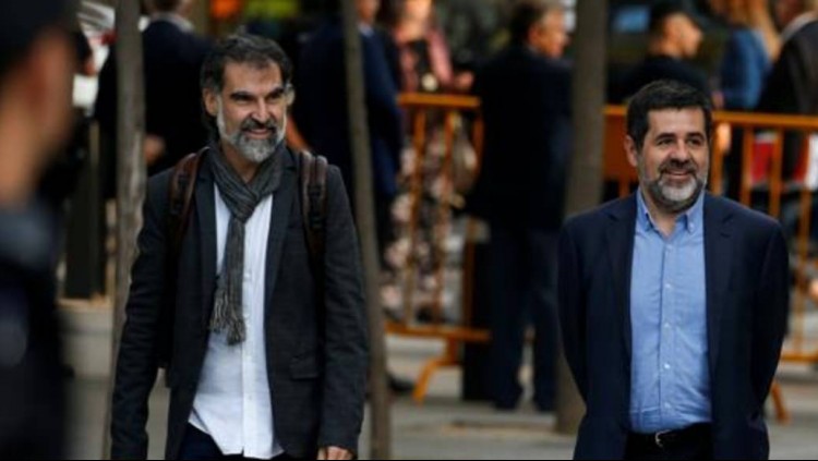 El líder d'Òmnium Cultural, Jordi Cuixart, i el d'ANC, Jordi Sànchez| EL TEMPS