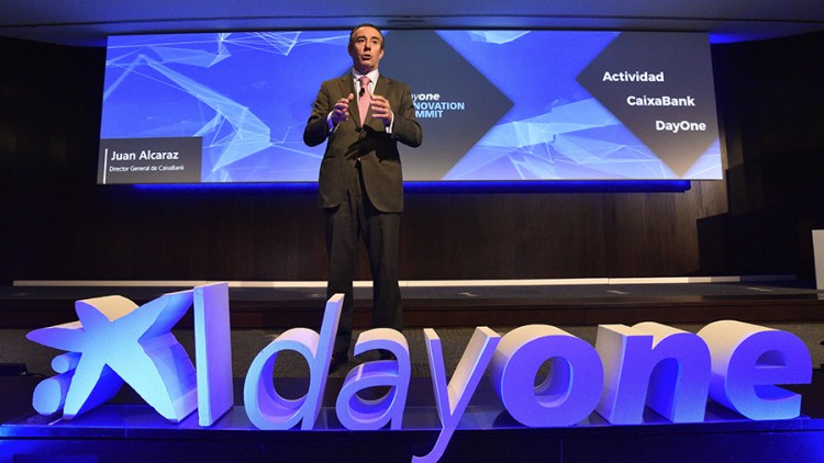 Juan Alcaraz, director general de CaixaBank, va intervenir en la primera jornada DayOne Innovation Summit.. CaixaBank