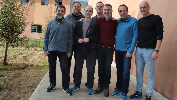 Imatge dels presos polítics a Lledoners. Òmnium Cultural