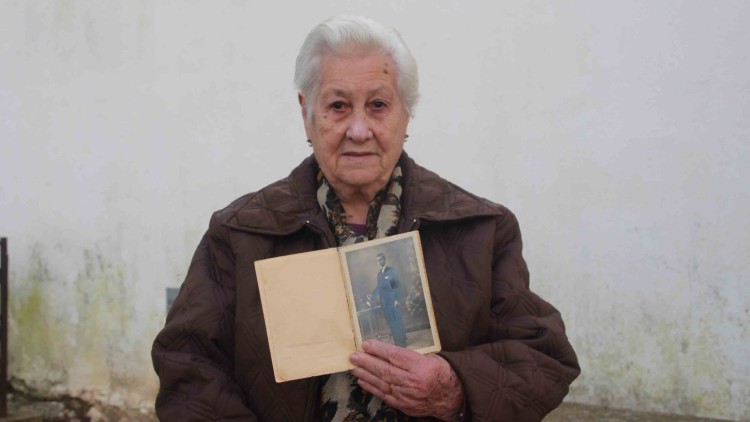 María Monfort té 91 anys. Busca les restes del seu pare, que fou afusellat el 29 de maig de 1941. EL TEMPS
