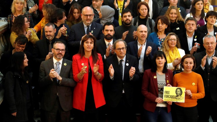 Acte de suport a Carme Forcadell al Parlament de Catalunya. Efe