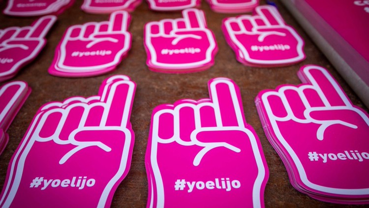 Símbols de la campanya #YoElijo, impulsada per la concertada i privada religiosa| #YoElijo