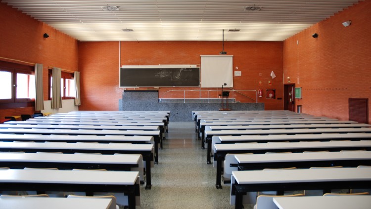 Una aula del Campus de Tarongers| Universitat de València