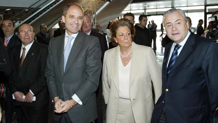 Francisco Camps, aleshores president de la Generalitat Valenciana, Rita Barberá, en aquell moment alcaldessa de València, i Alberto Català, que ocupava la presidència de Fira València| EFE