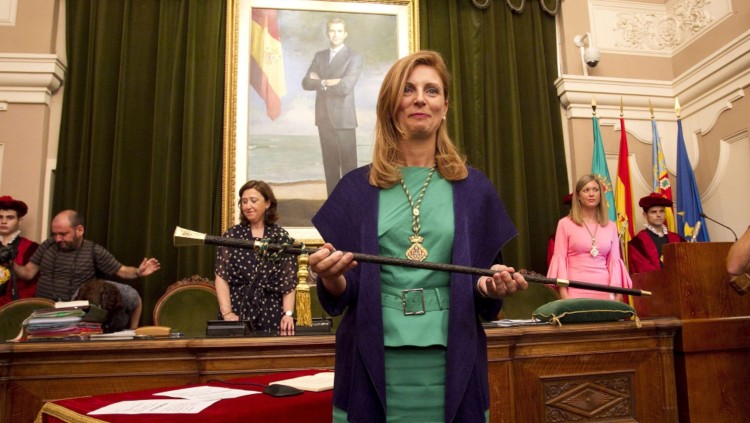 Amparo Marco, primera edil de Castelló, el juny de 2015. La primera alcaldessa de la ciutat va posar fi a 20 anys de govern del PP.. EFE