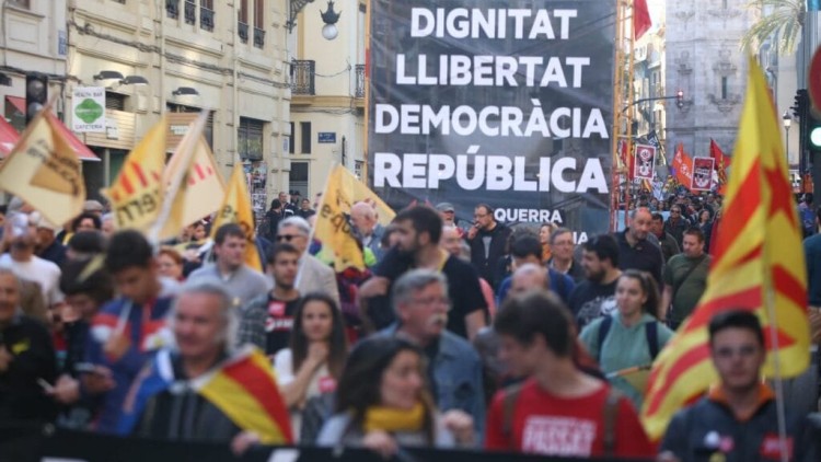 Tram independentista de la manifestació valencianista del 25 d'abril d'enguany| ERPV