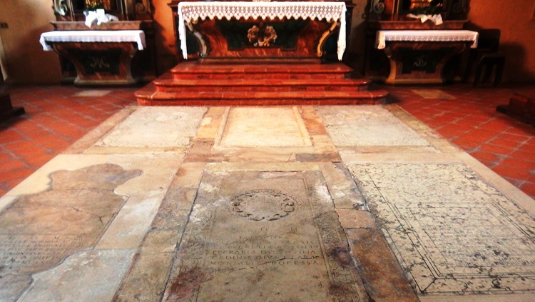 Tomba de Lucrècia Borja al monestir de Ferrara