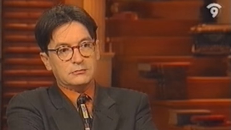Imatge de Rafael Ventura Melià en una entrevista a Canal 9 el 1999