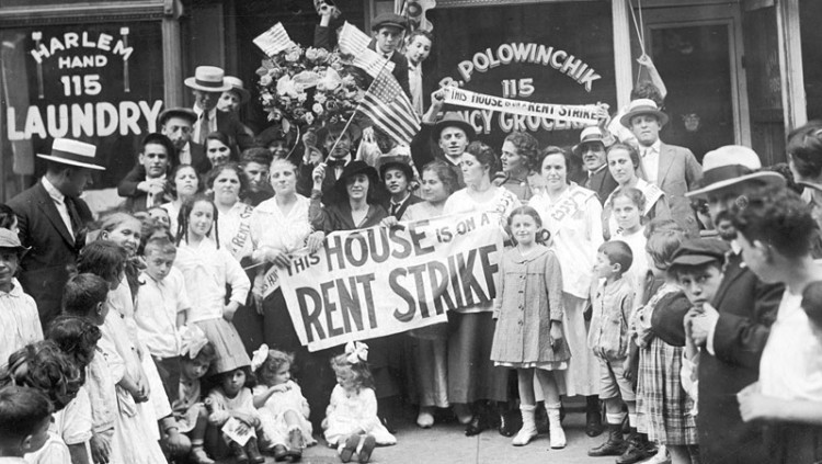 Vaga de lloguers de 1919 a Harlem, Nova York. CC-By: International Film Service, publicada al The New York Times.