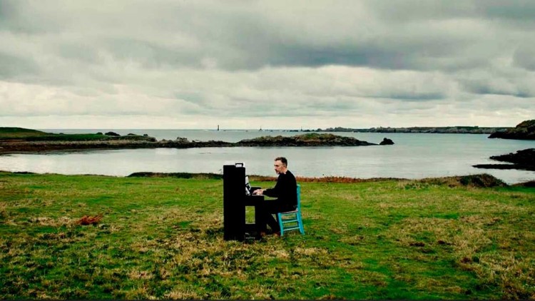 Yann Tiersen Ouessant. Richard Dumas