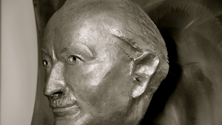 Bust del filòsof Martin Heidegger (1889-1976)