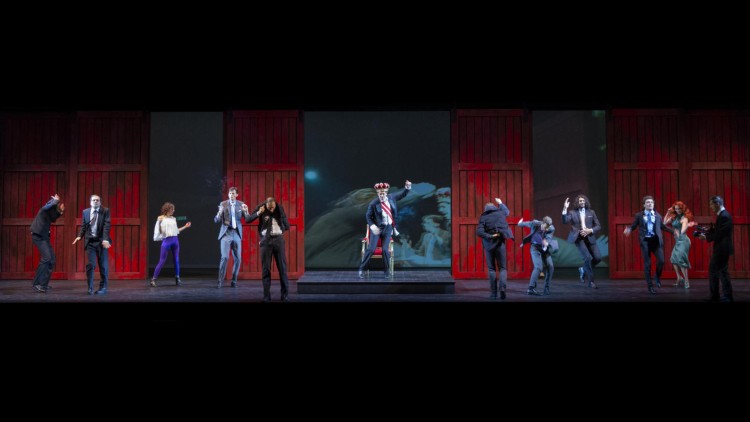 Cheek by Jowl fent 'The Revenger's Tragedy' amb una companyia muntada a Itàlia. Foto: Masiar Pasquali