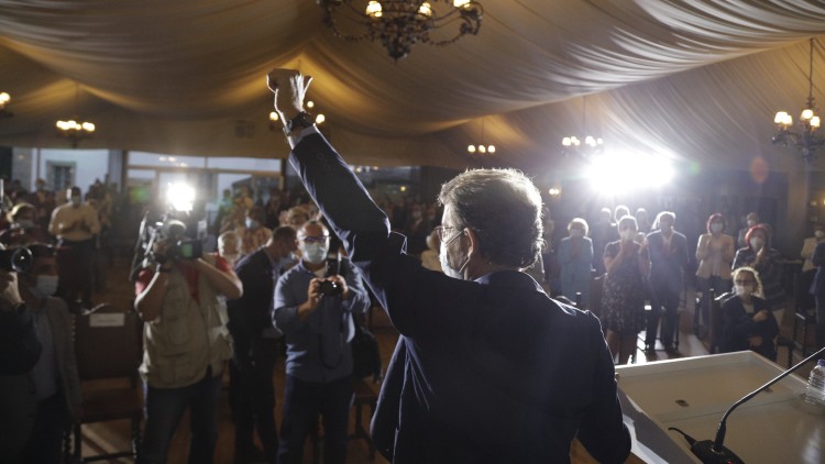 Alberto Núñez Feijóo, revalida la seua majoria absoluta a la Xunta de Galícia| PPdG