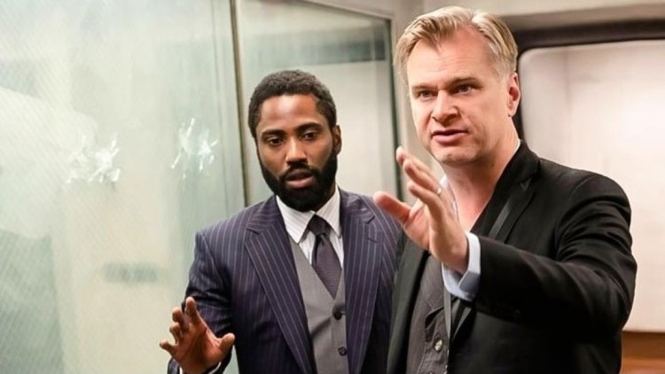 Christopher Nolan i John David Washington durant el rodatge de Tenet