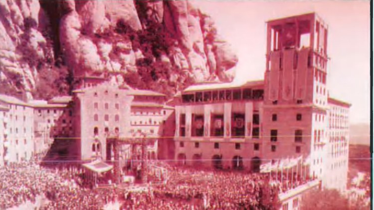 Festa d'entronització de la Mare de Déu de Montserrat, l'any 1947. Inici del redreçament.