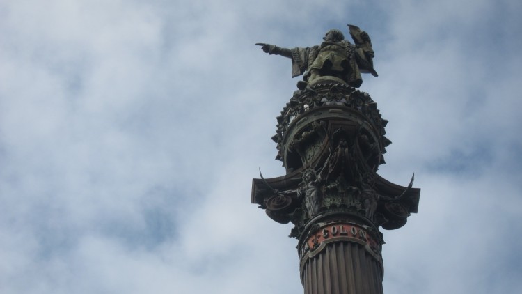 El monument a Colom, assenyalat. EUROPA PRESS